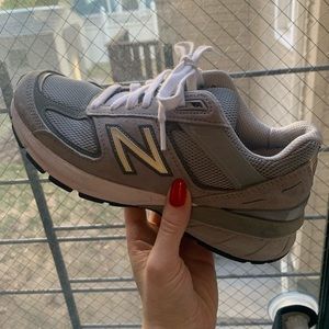 New Balance Light Grey